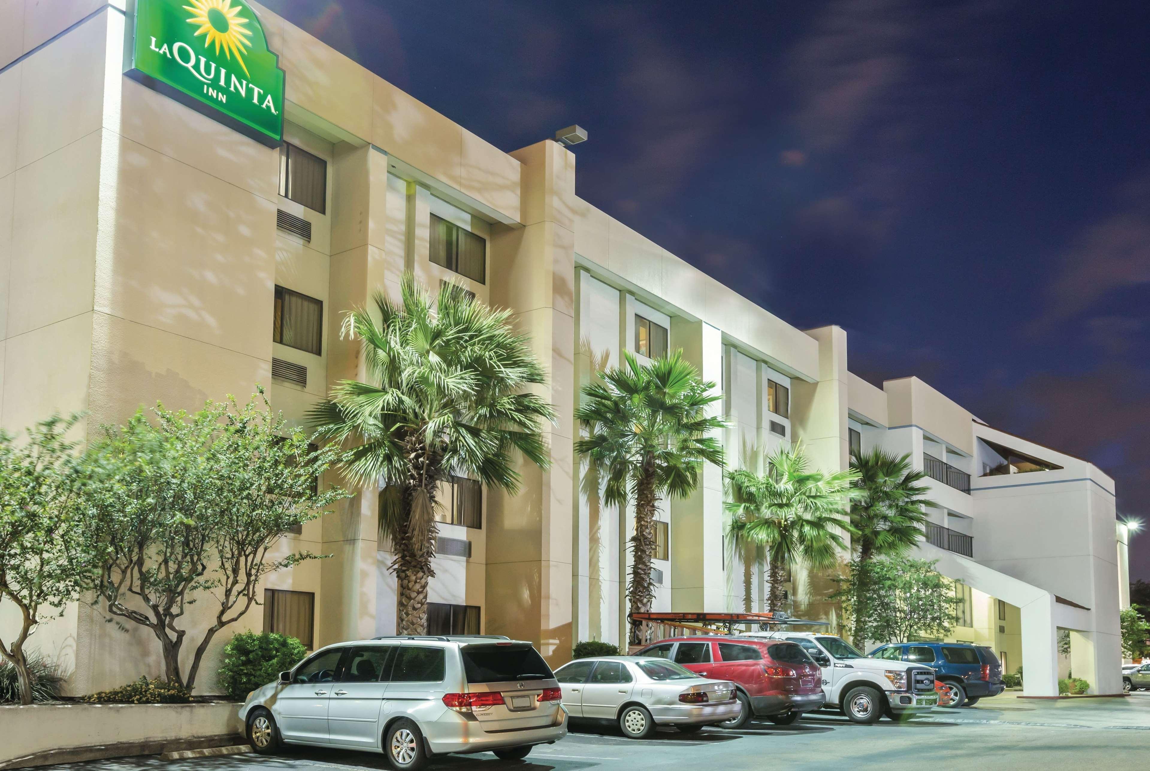 La Quinta Inn By Wyndham Austin North Extérieur photo